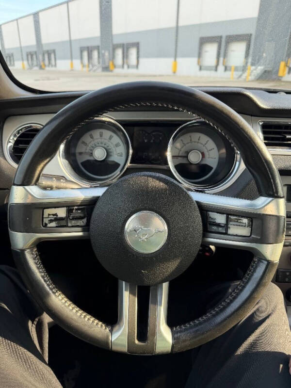 2010 Ford Mustang V6 Premium