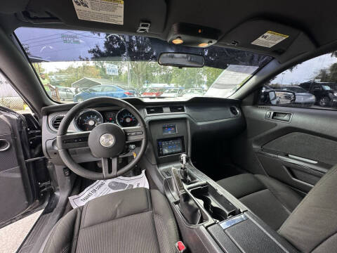 2010 Ford Mustang V6 Premium