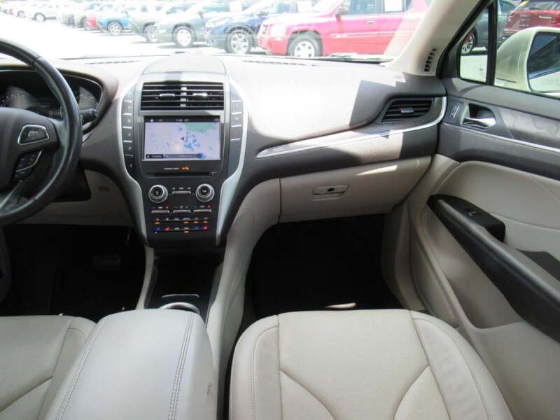 2017 Lincoln MKC Reserve