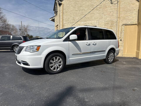 2014 Chrysler Town and Country for sale at Strong Automotive in Watertown WI