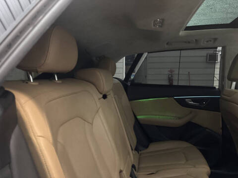 2019 Audi Q8 quattro Prestige 55 TFSI