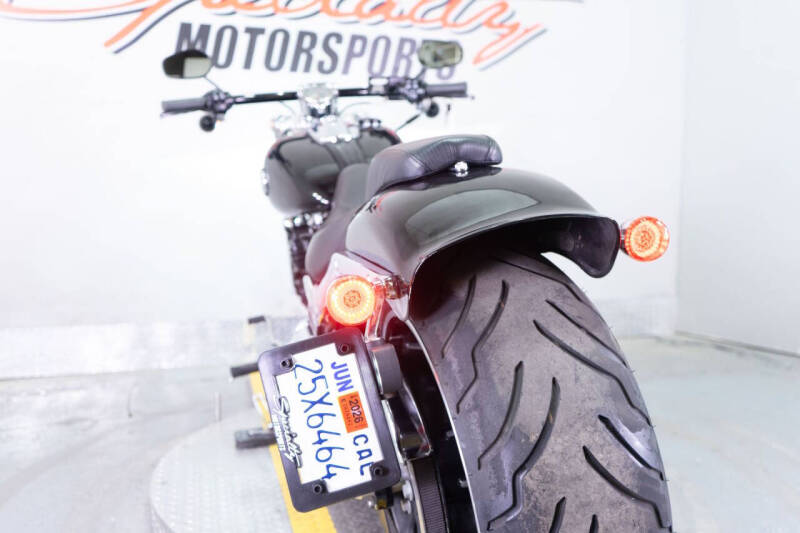 2015 Harley-Davidson Breakout