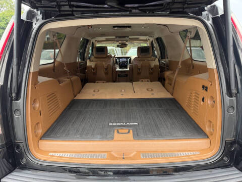 2016 Cadillac Escalade ESV Platinum