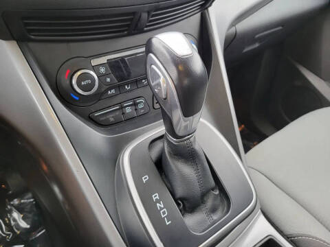 2016 Ford C-MAX Hybrid SE