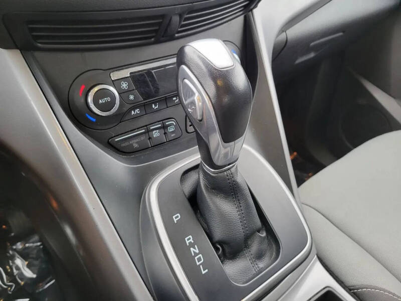 2016 Ford C-MAX Hybrid SE