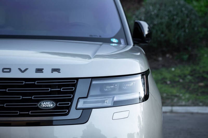 2023 Land Rover Range Rover SE photo 98