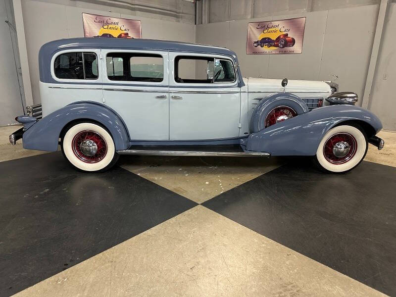 1935 Cadillac 355 Imperial