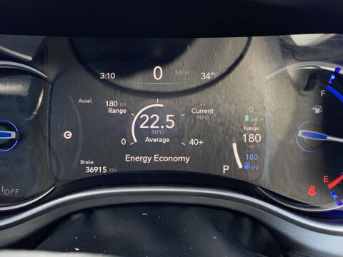 2023 Chrysler Pacifica Plug-In Hybrid Touring L