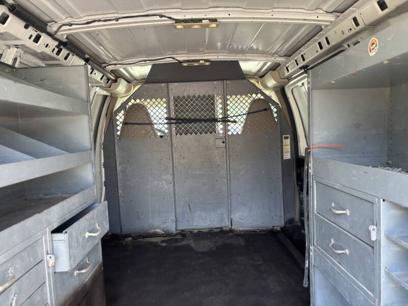 2017 Chevrolet Express 2500