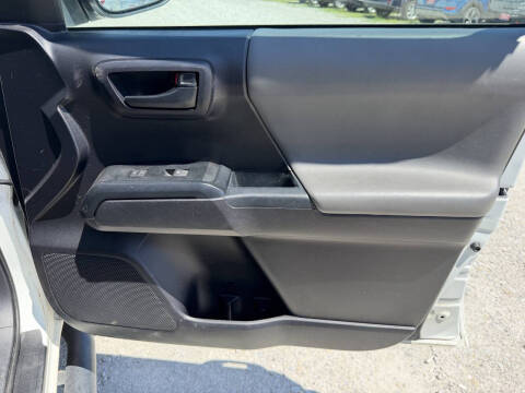 2020 Toyota Tacoma SR