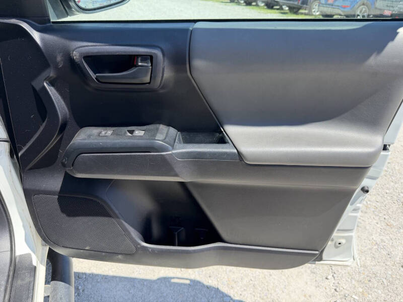 2020 Toyota Tacoma SR