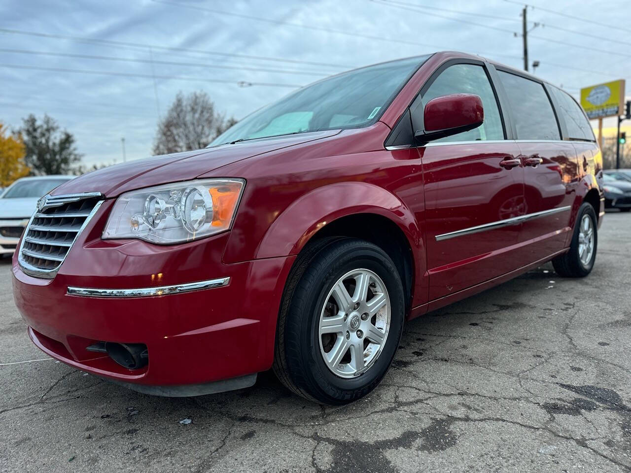 2010 Chrysler Town and Country for sale at Smart Indy Rides LLC in Indianapolis, IN