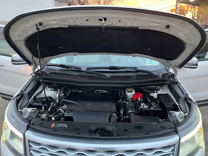 2016 Ford Explorer Platinum