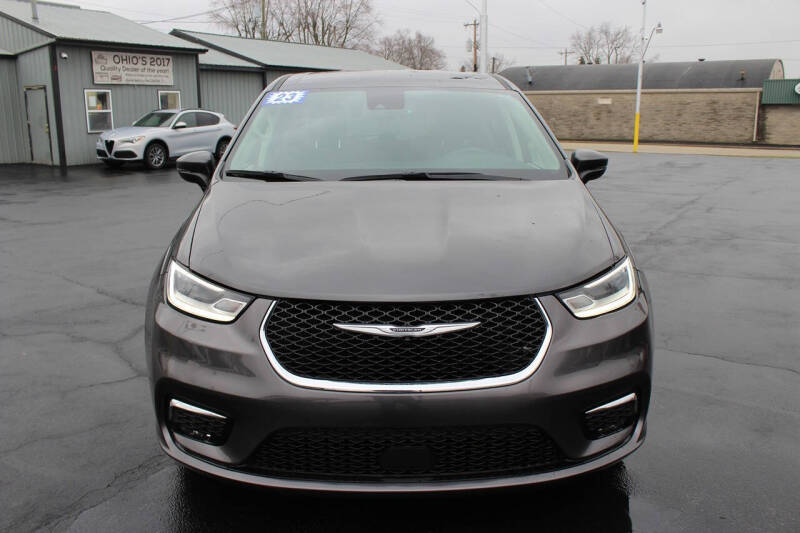 2023 Chrysler Pacifica Touring L