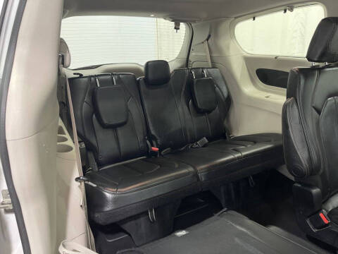 2018 Chrysler Pacifica Touring L Plus