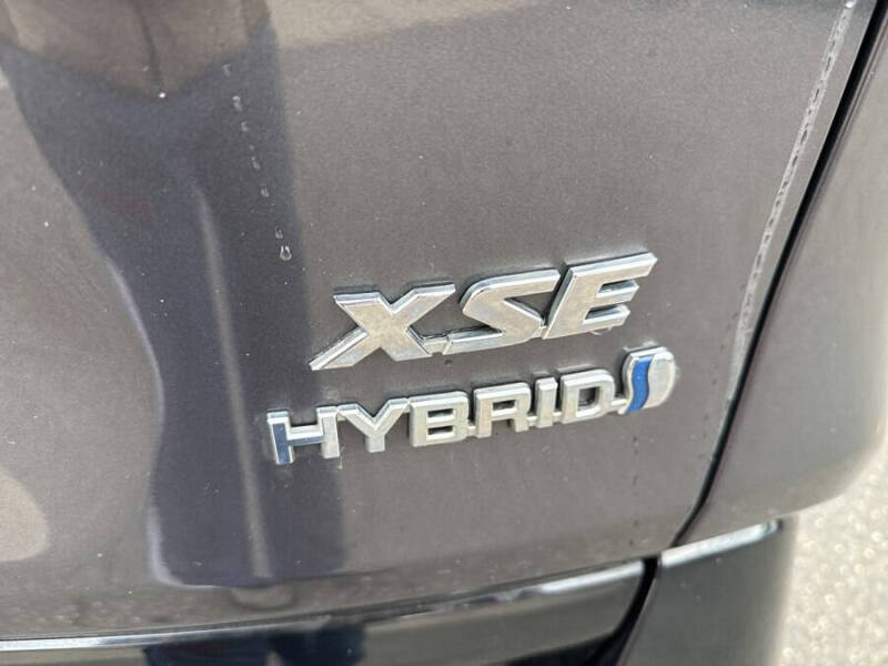 2020 Toyota RAV4 Hybrid XSE