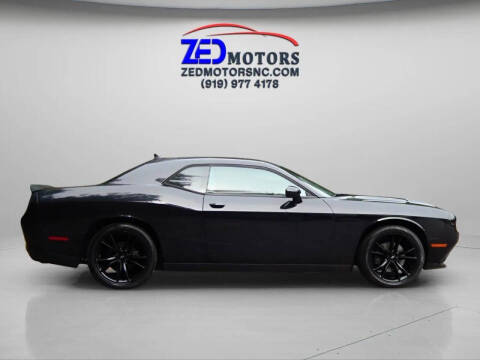 2018 Dodge Challenger SXT Plus