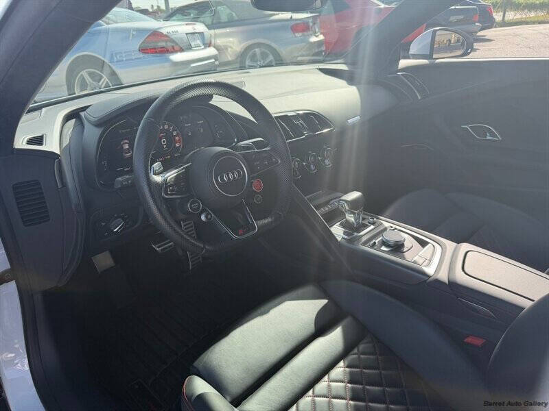 2023 Audi R8 5.2 V10 performance