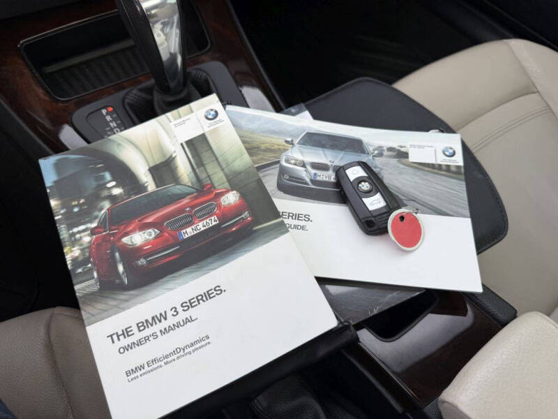 2012 BMW 3 Series 328i
