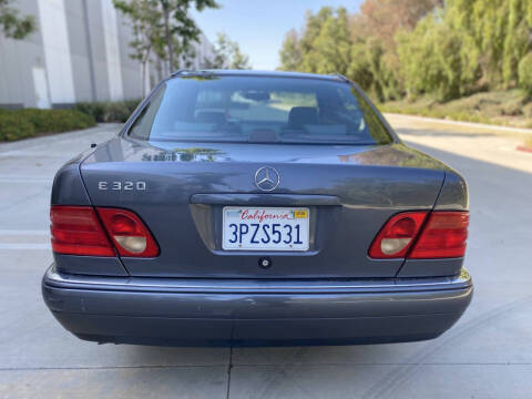 1996 Mercedes-Benz E-Class E 320