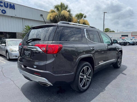 2017 GMC Acadia Denali