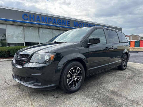 2016 Dodge Grand Caravan for sale at Champagne Motor Car Company in Willimantic CT