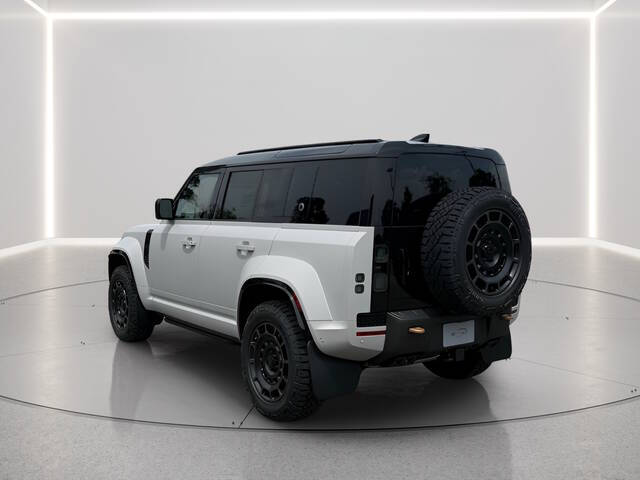2026 Land Rover Defender