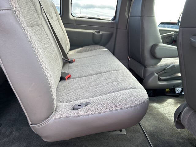 2016 Chevrolet Express LS 2500