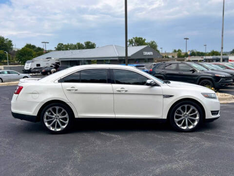 2016 Ford Taurus Limited