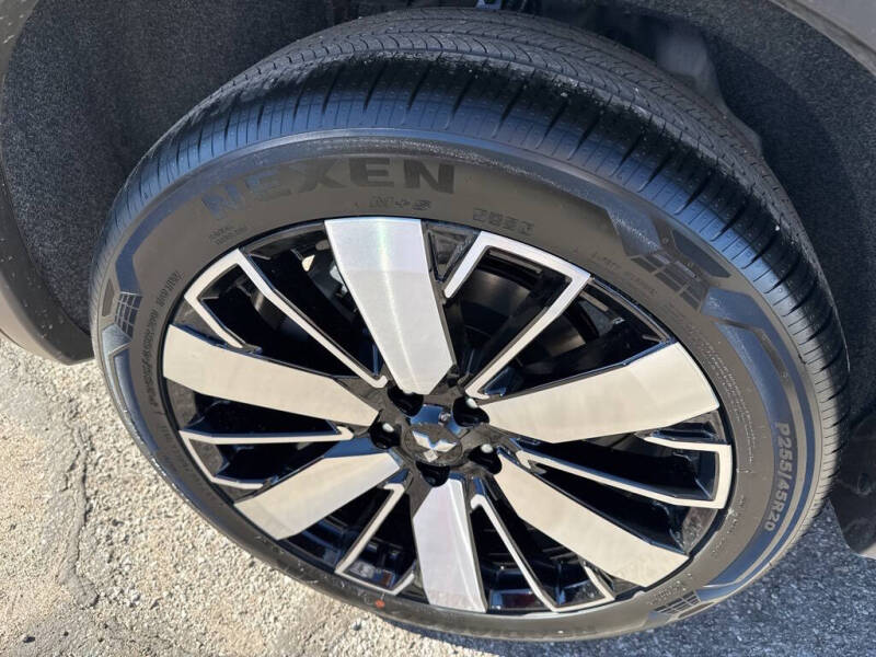 2025 Mitsubishi Outlander SE