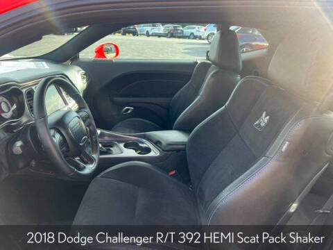 2018 Dodge Challenger 392 HEMI Scat Pack Shaker