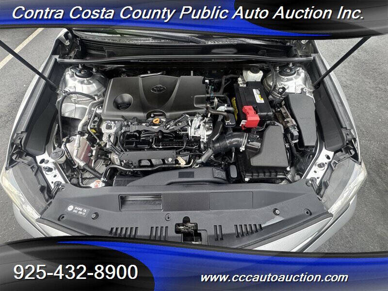 2019 Toyota Camry SE