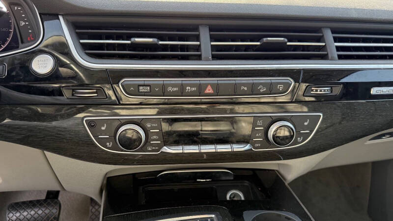 2017 Audi Q7 3.0T quattro Prestige