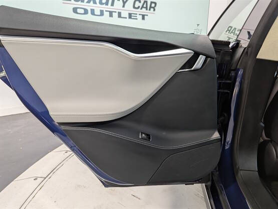 2015 Tesla Model S 85D