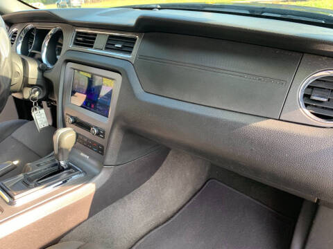 2014 Ford Mustang V6