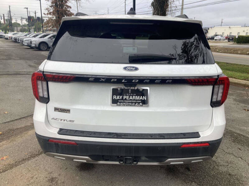 2025 Ford Explorer Active