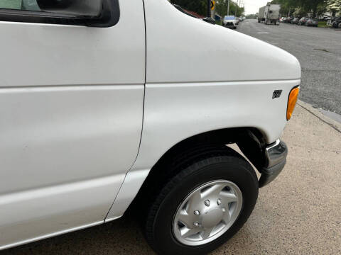 2001 Ford E-Series E-350 SD XLT