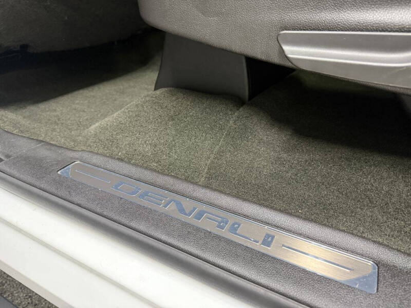 2015 GMC Yukon XL Denali