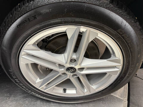 2024 Audi Q5 e quattro S line Premium 55 TFSI