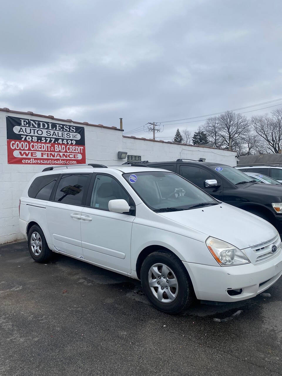 2010 Kia Sedona for sale at Endless auto in Blue Island, IL