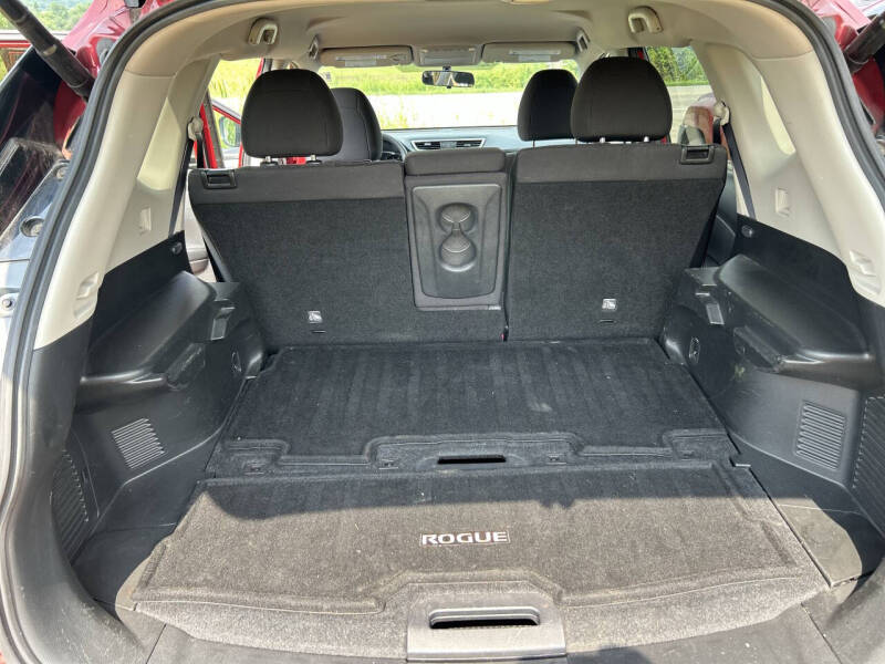 2016 Nissan Rogue SV
