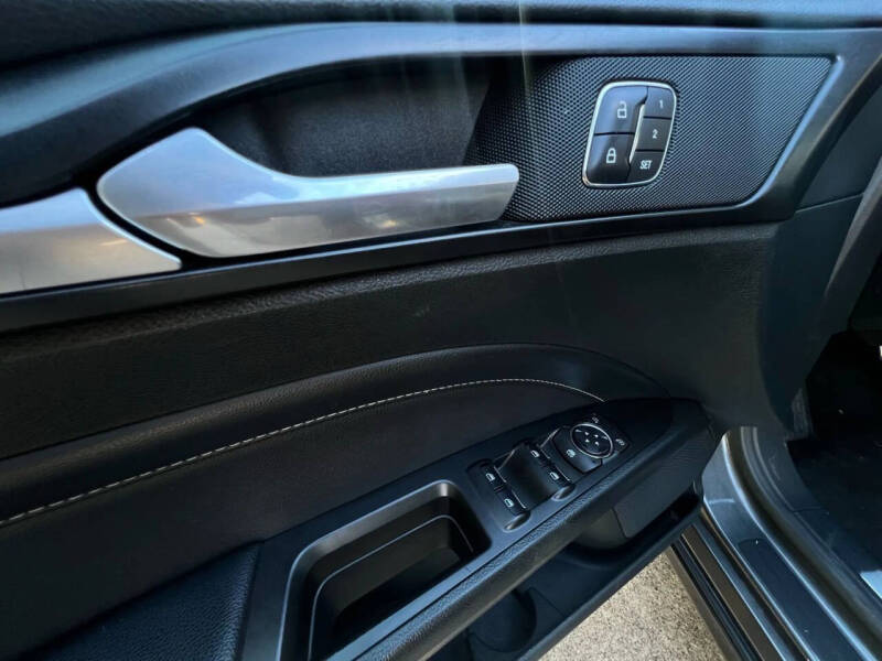 2017 Ford Fusion Titanium