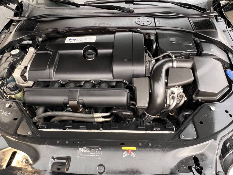 2011 Volvo XC70 3.2