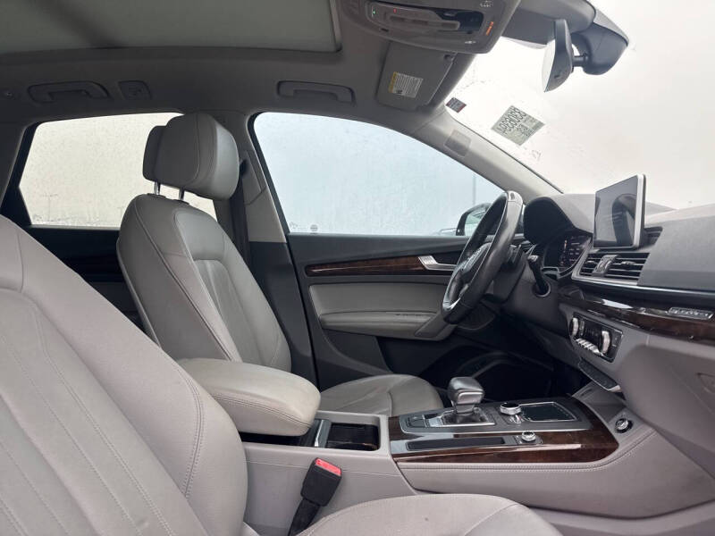 2019 Audi Q5 quattro Premium Plus 45 TFSI