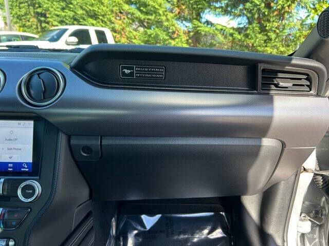 2020 Ford Mustang EcoBoost