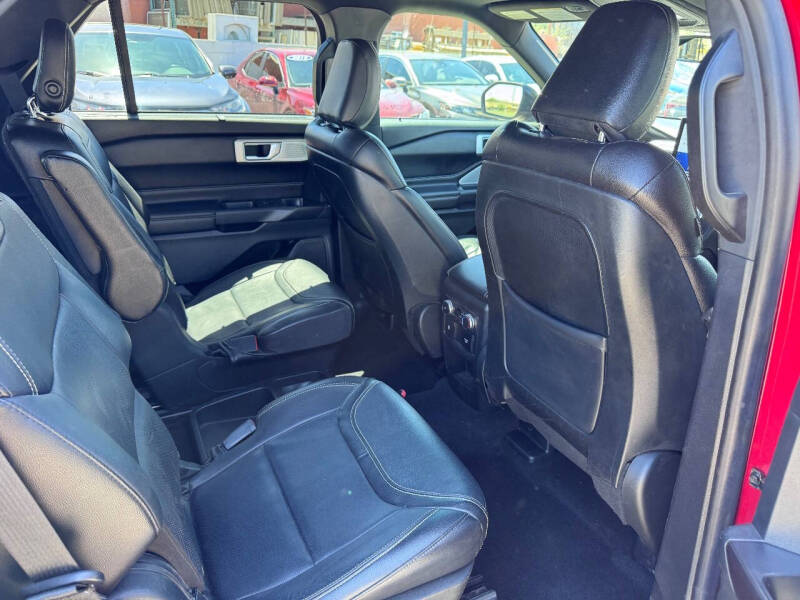 2020 Ford Explorer ST