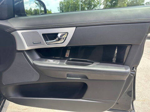 2013 Jaguar XF 3.0