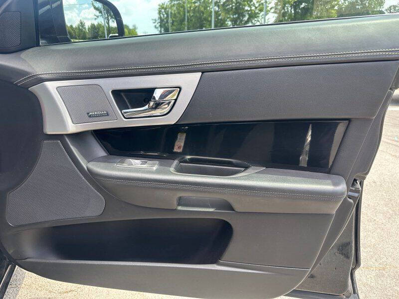 2013 Jaguar XF 3.0