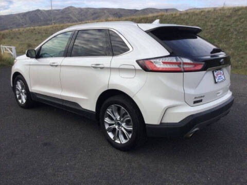 2019 Ford Edge Titanium