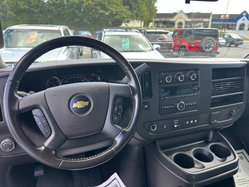 2021 Chevrolet Express LS 3500